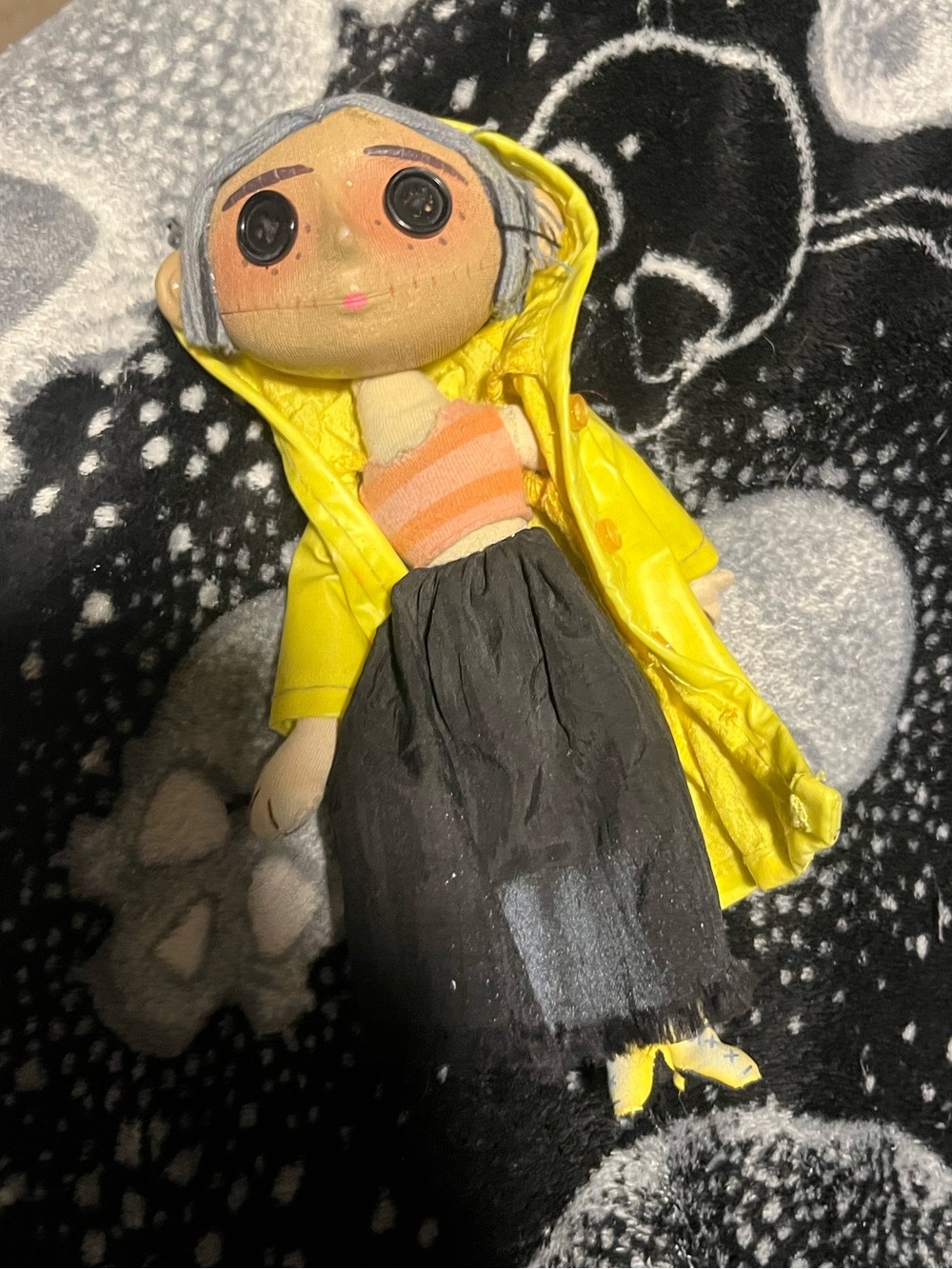 EUC CORALINE NECA COLLECTABLE DOLL